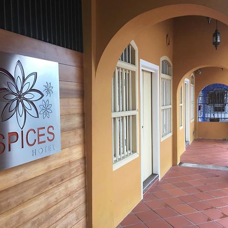 Spices Hotel Джордж Таун Екстериор снимка